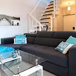 Apartamento Comfortable Close To The *