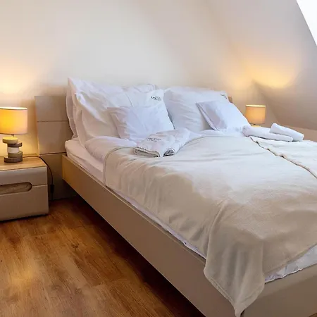 Duplex Near The Beach, Apartment *