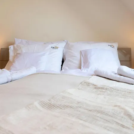 Comfortable Close To The Apartment